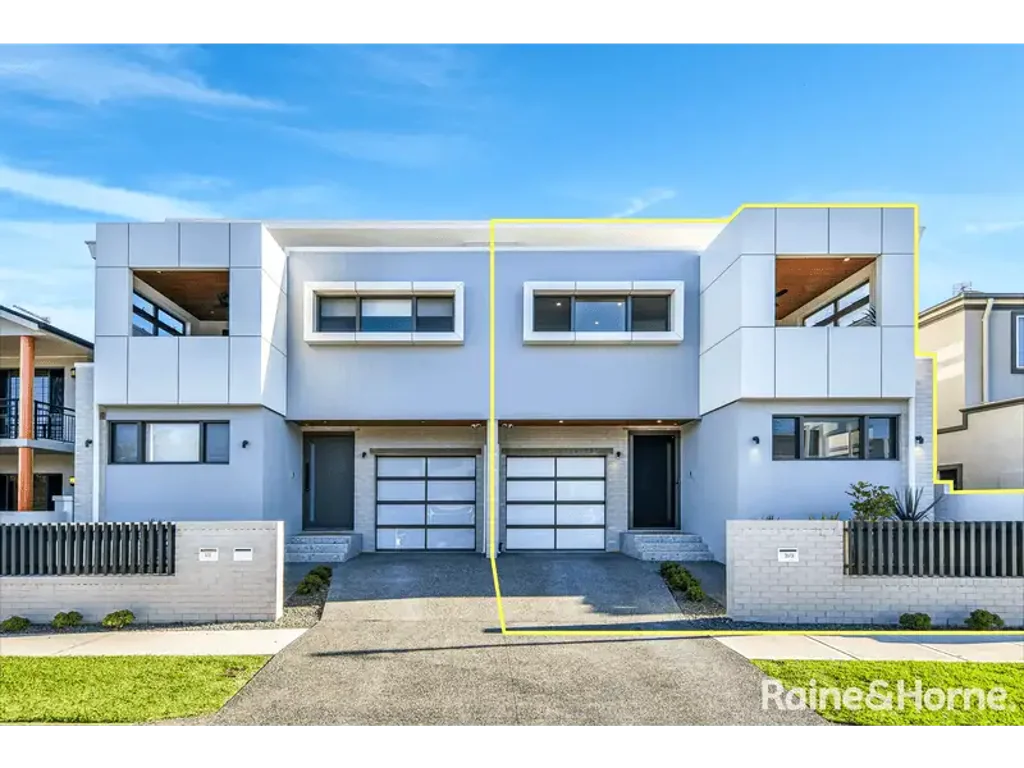 Near new stunning 4-bedroom duplex.