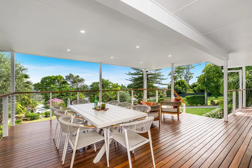 Terranora 5房  ALL GENUINE OFFERS WILL BE CONSIDERED - THIS PROPERTY IS PRICED TO SELL.
