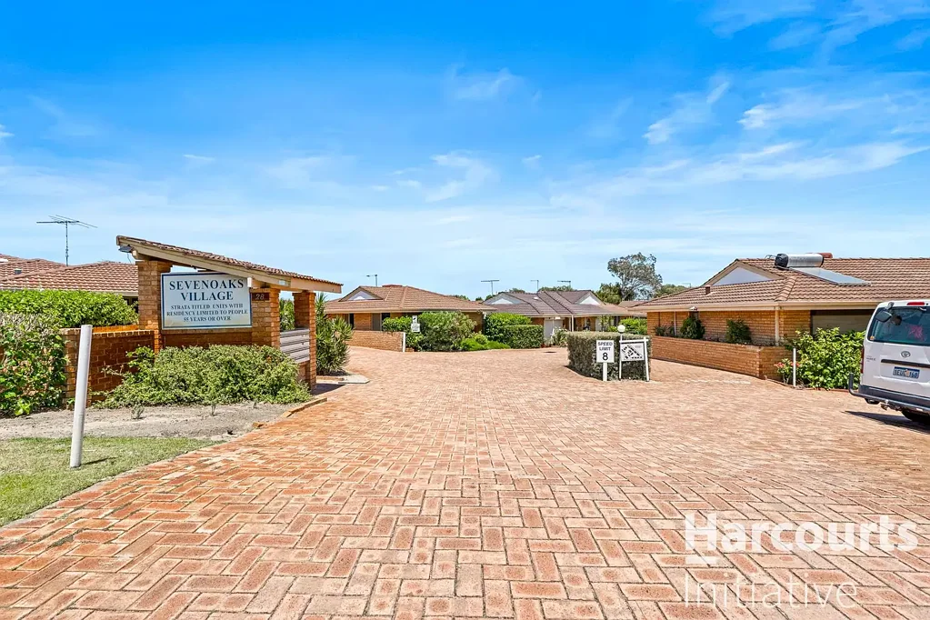 31/15 Mereworth Way, Marangaroo, WA 6064
