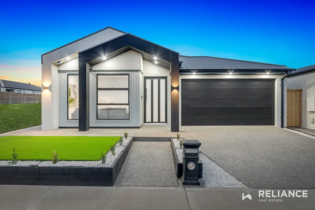 Sunbury 4બેડરૂમ Contemporary Elegance in Maplestone Estate, Sunbury