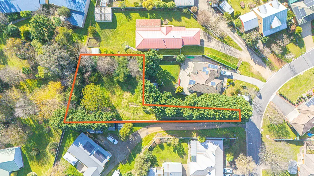Myrtleford The Ultimate Canvas: Premium Court-Located Block