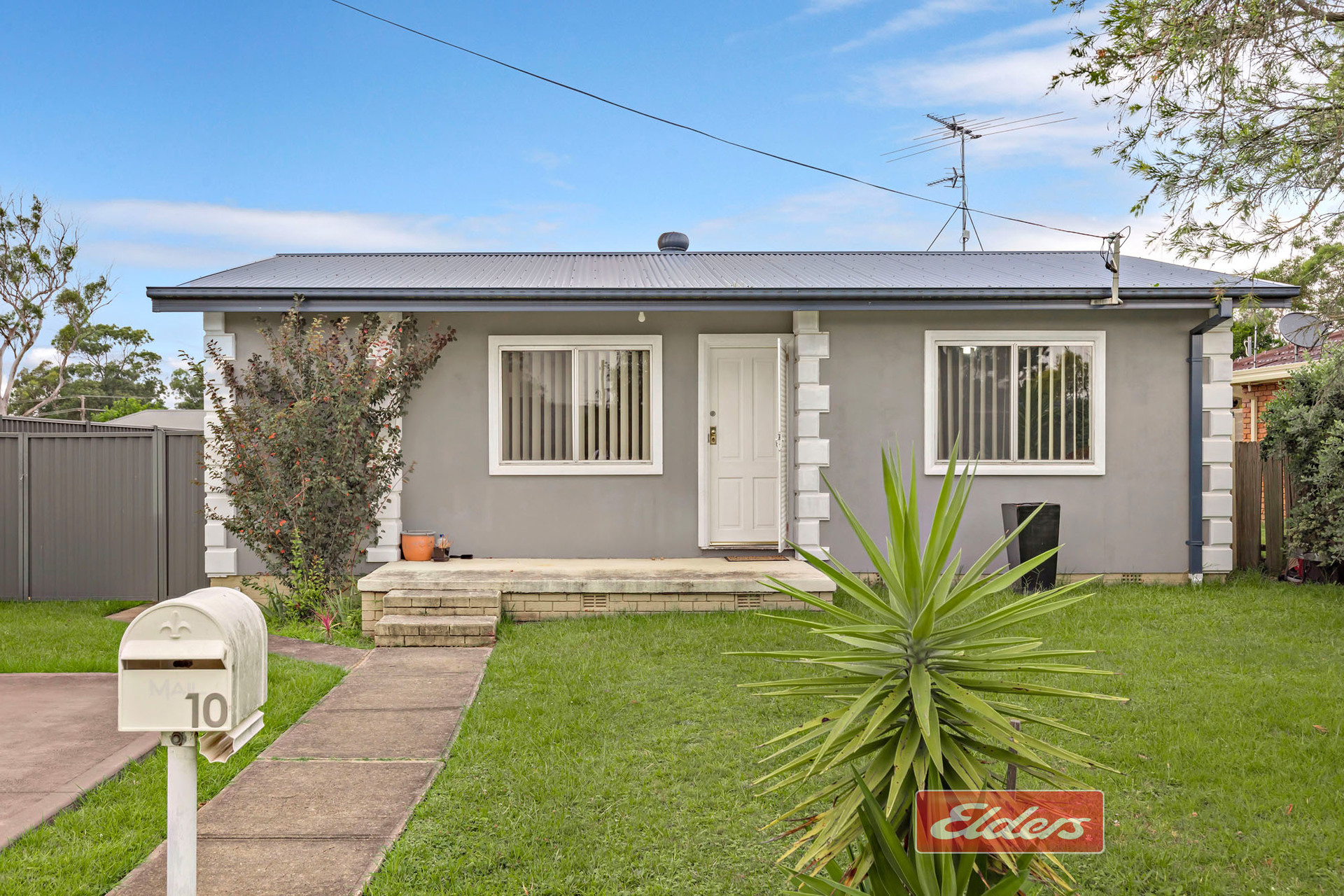 10 CHAPMAN ST, TAHMOOR NSW 2573, 0房, 0浴, House