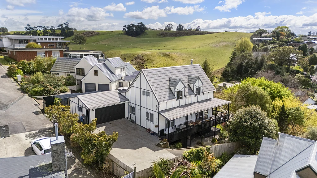 Feilding 5房  Elevated elegance