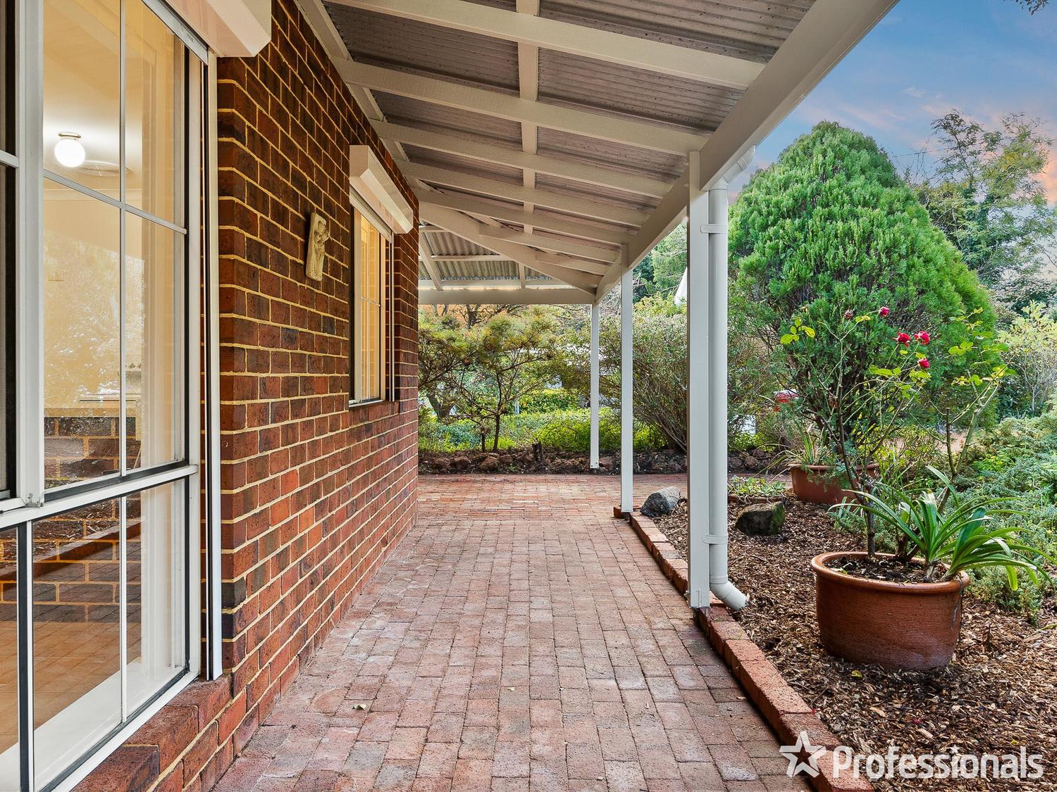 4 MILFORD CL, GOOSEBERRY HILL WA 6076, 0 Bedrooms, 0 Bathrooms, House