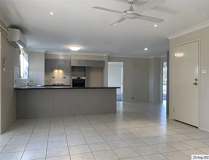 Address Withheld, Mcgraths Hill, NSW 2756, 4 ห้องนอน, 2 ห้องน้ำ, House