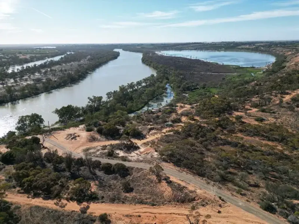 Waikerie “Secure Space, Views & Lifestyle — Build When You’re Ready.”