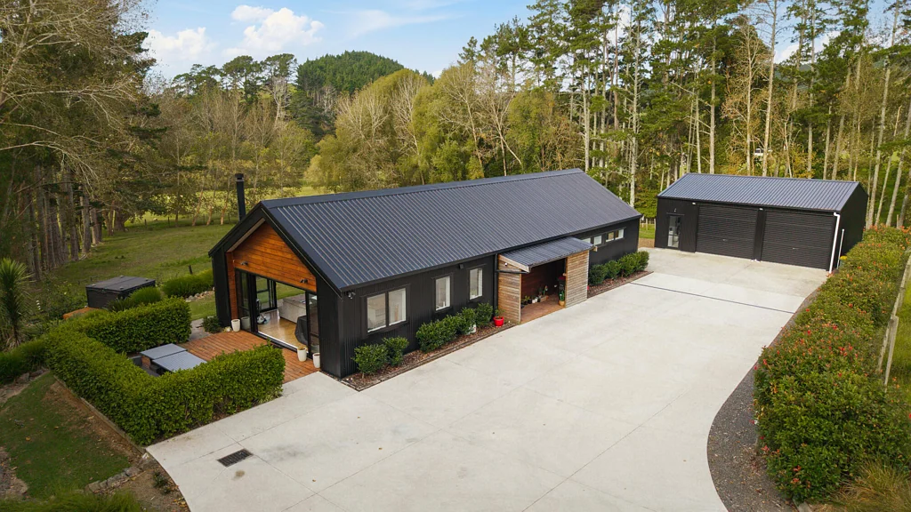 Helensville 4Habitaciones Black Beauty