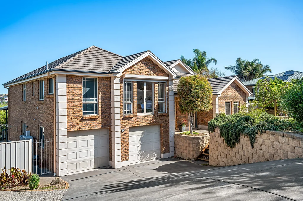 17 Reordan Drive, Greenwith, SA 5125