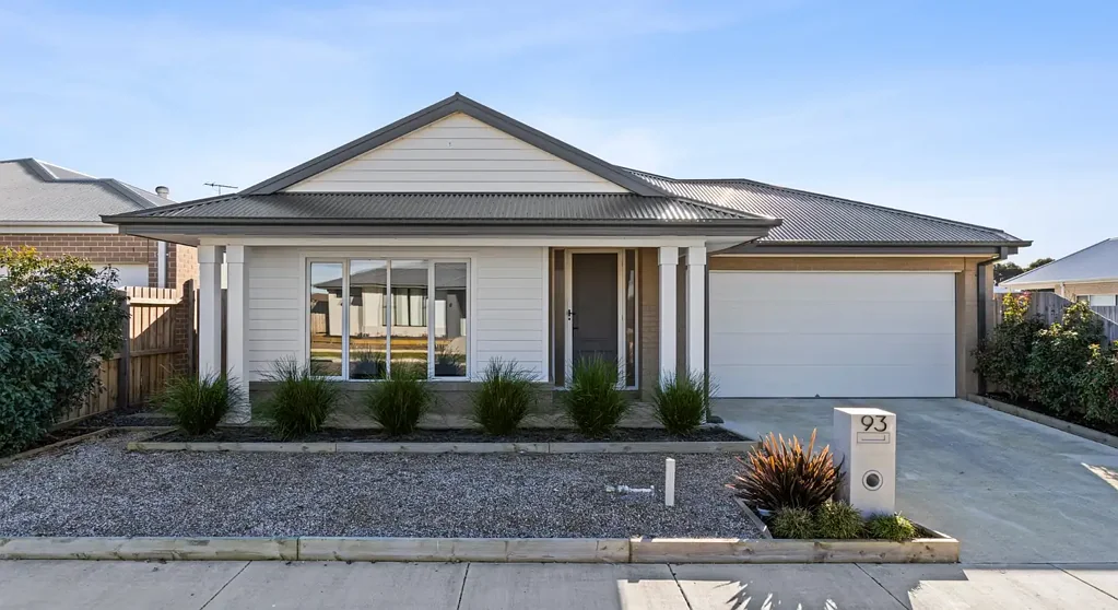 St Leonards 4房  Quality Family Living Close to St Leonards Golf Club