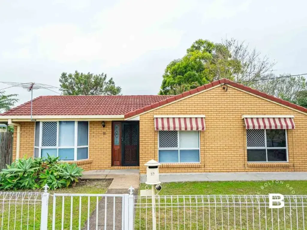 4 Bedroom Home in Redbank Plains