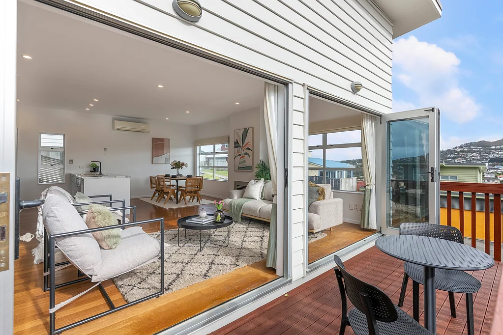 Johnsonville 4Moenga Stylish, Spacious & Effortlessly Easy