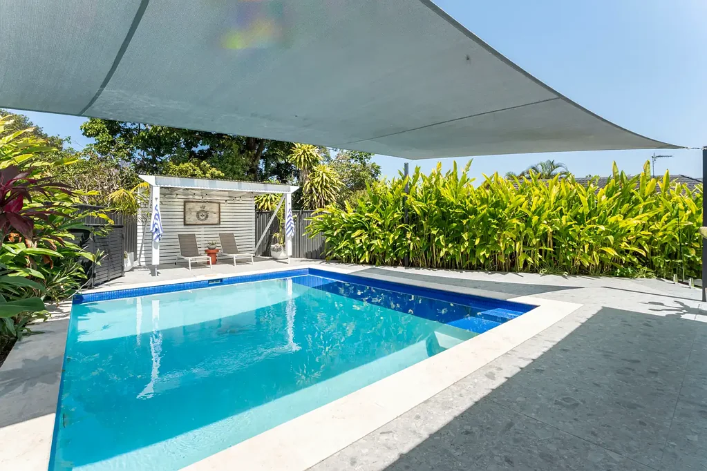 105 Oxley Drive, Paradise Point, QLD 4216