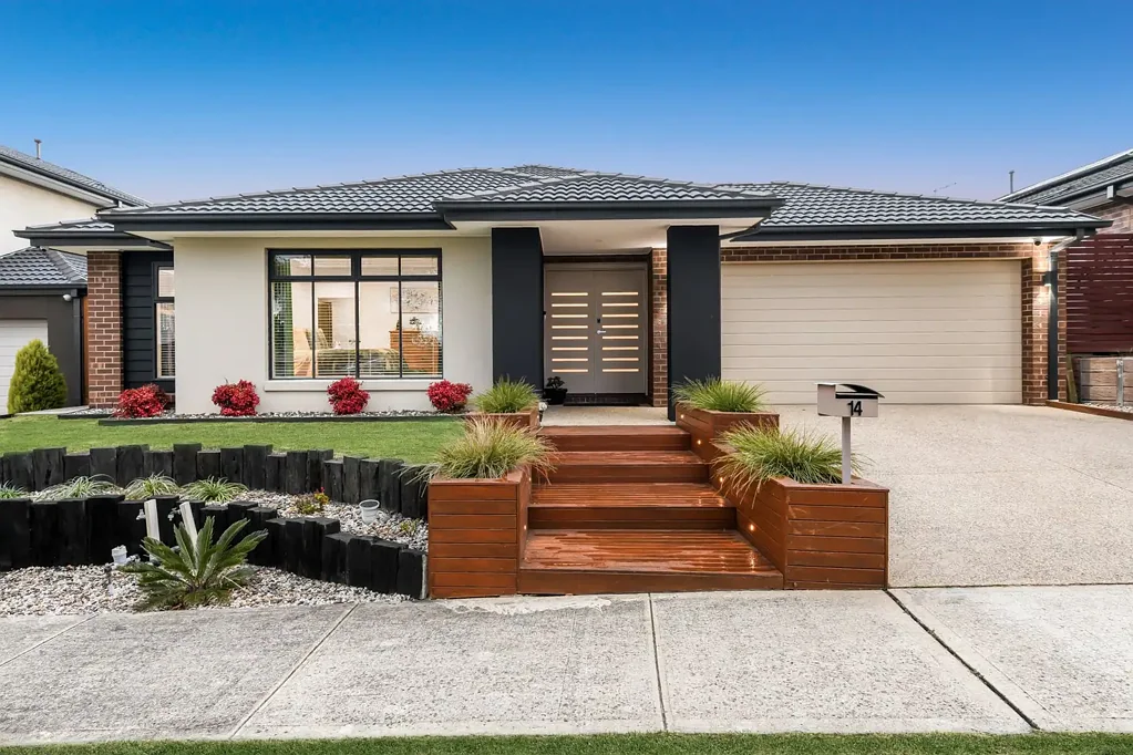 Clyde North 4Habitaciones Stylish & Secure in Berwick Waters' Premier Pocket
