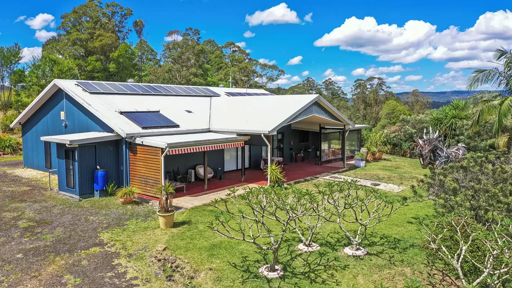 Nimbin 2 Bedroom UNIQUE RETREAT WITH MAGNIFICENT VIEWS