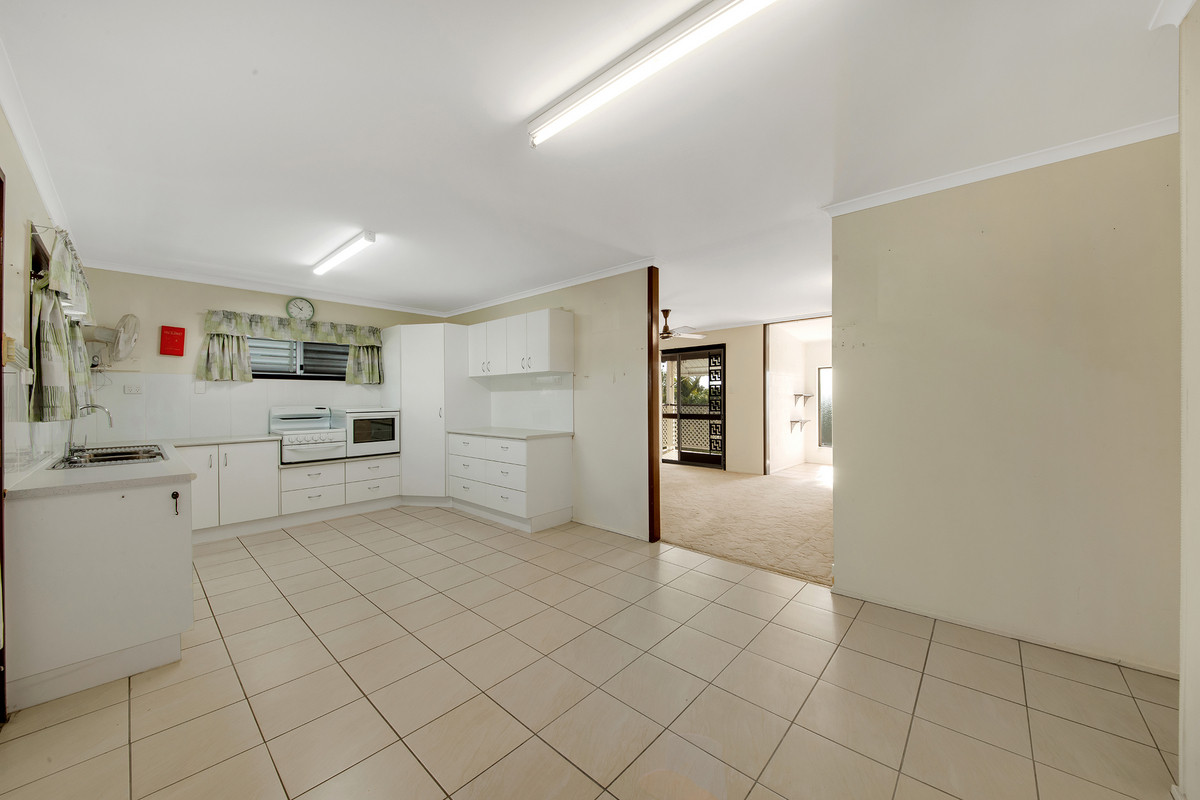 10 WODONGA ST, CLINTON QLD 4680, 0 غرف, 0 حمامات, House