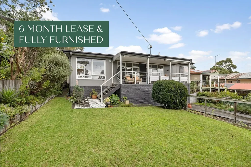 Family Oasis amongst the trees with bay views..