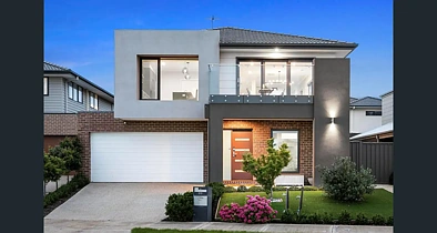 Tarneit 5 Bedroom Double-Storey Home with Two  ensuite and 2 Balconies