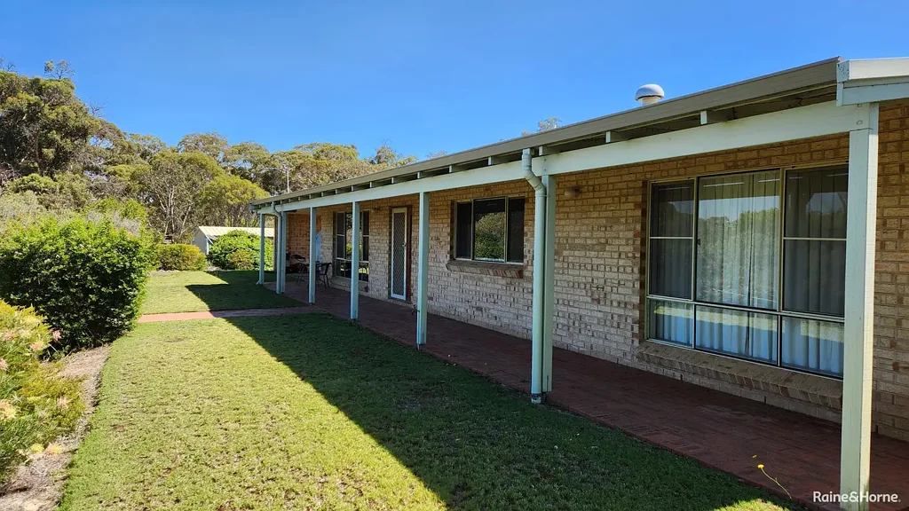 Kojonup 3Zimmer Modern Family Home on Expansive 2.02 Hectares in Kojonup