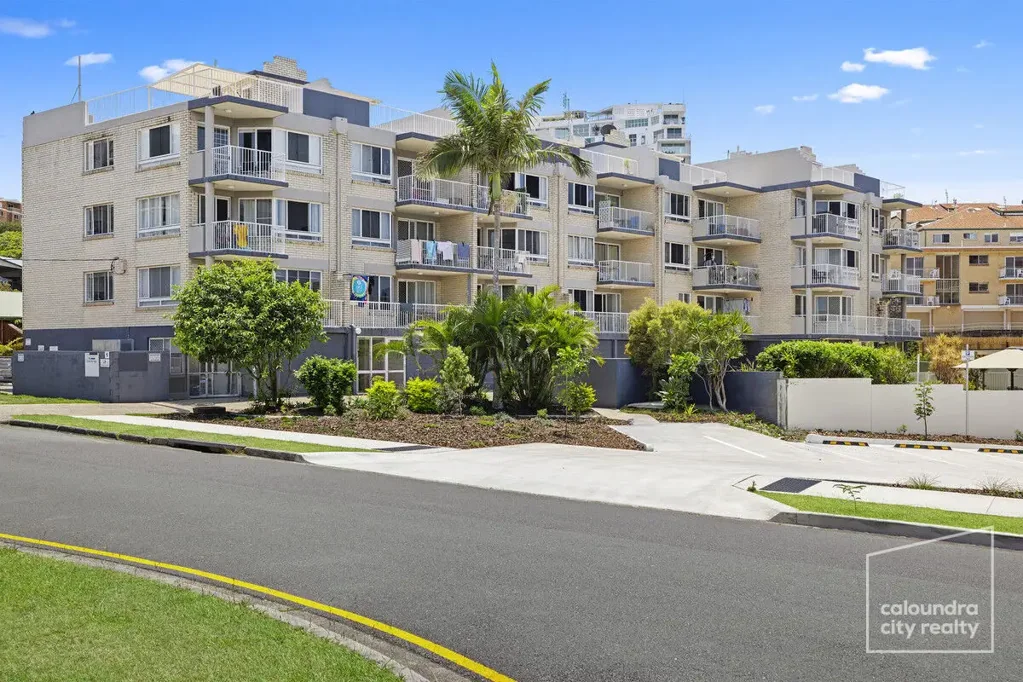 Kings Beach 2 Bedroom Coastal Living with Ocean Views in the Heart of Kings Beach