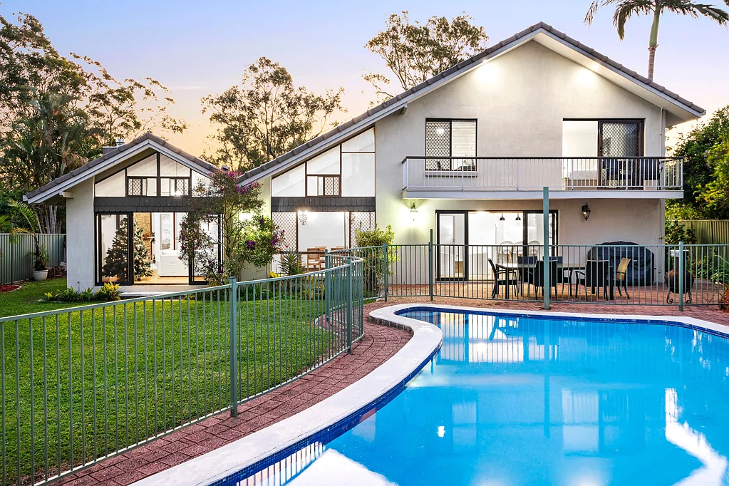 153 Alison Road, Carrara, QLD 4211