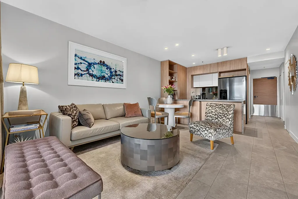Luxury Beachside Living at Vue Broadbeach