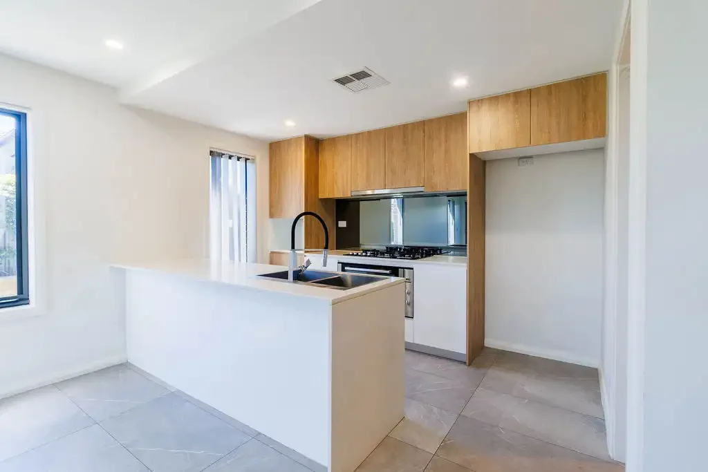 Modern Townhouse in Prime Location