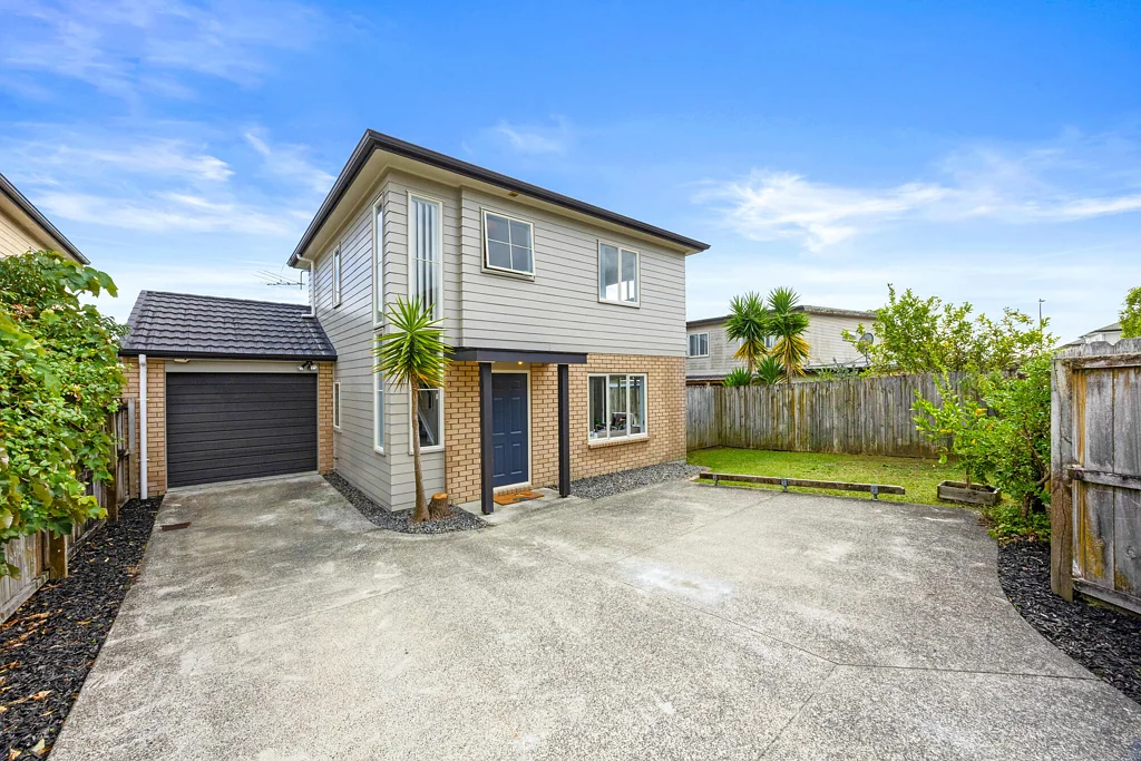 13 Brashier Circle, Sunnyvale, Waitakere City, Auckland