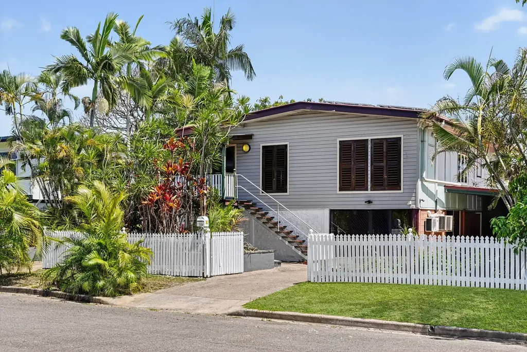 23 Choonda Street, Cranbrook, QLD 4814