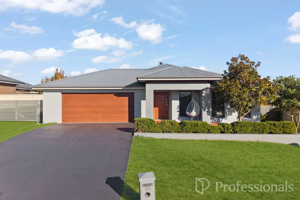 Kelso 4房  Spacious Family Living with Side Access & Powered Shed