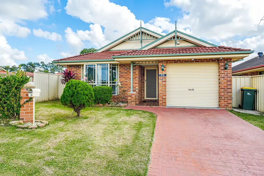 MODERN 3 BEDROOM HOME