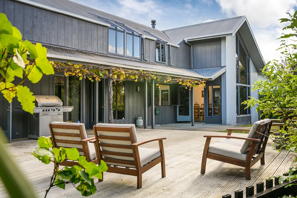 Fitzherbert 6ห้องนอน Endless possibilities - spacious, versatile home