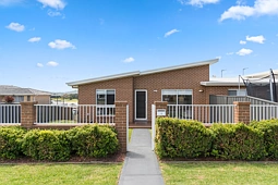 1/102 Kanahooka Road, Kanahooka