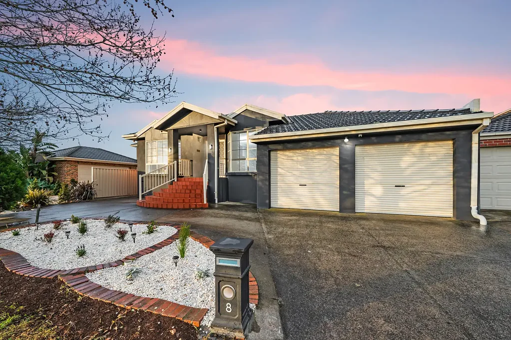 Taylors Lakes 3 Bedroom Elevated Elegance in a Premium Taylors Lakes Pocket