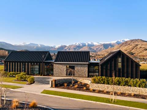Dalefield/Wakatipu Basin 5房  Kawarau Heights Show Stopper