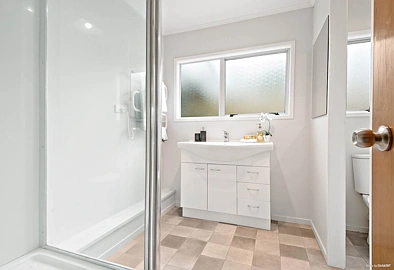 Lovely Three Bedroom in St Johns - Great Location!