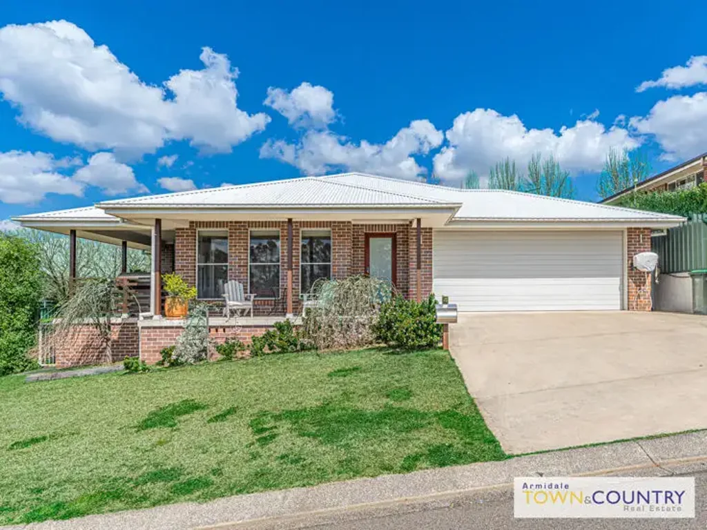 4 Hinton Terrace, Armidale, NSW 2350
