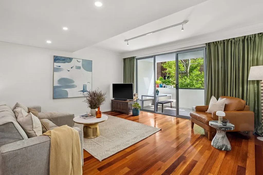 Bondi 2Zimmer Ground Floor 134 sqm Townhouse-style Apartment In Boutique `Oasis' Complex