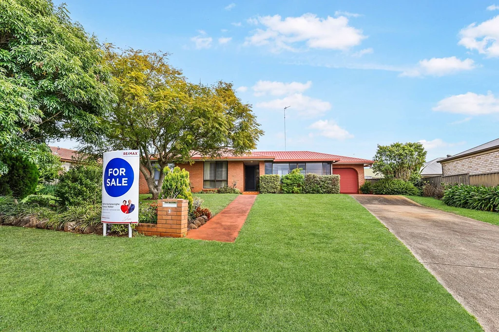 3 Rutkin Street, Kearneys Spring, QLD 4350