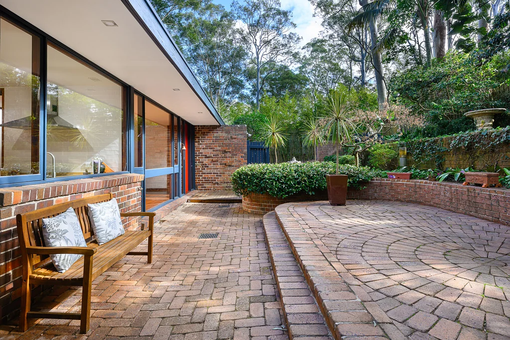 Wahroonga 5Moenga Modern family escape in ultra-convenient location