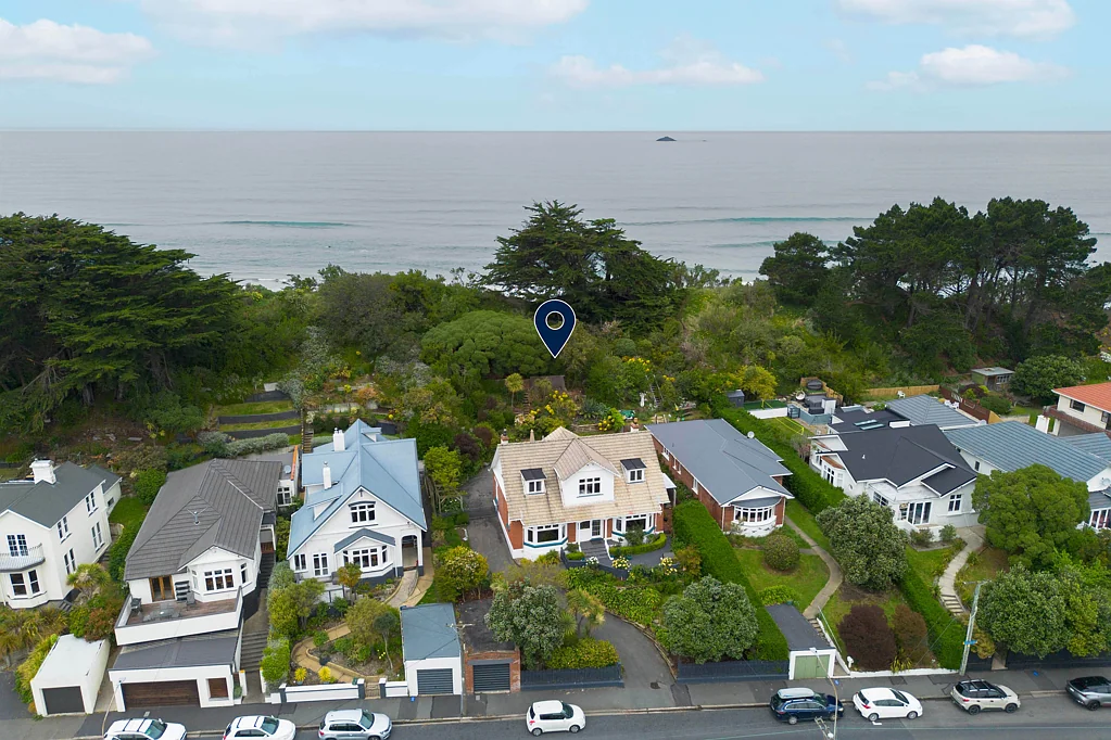 Saint Clair 4房  Private Beach Access – Primo Location