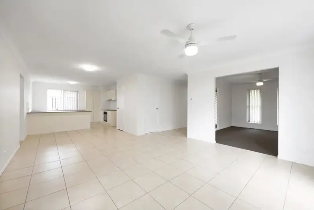 Blacks Beach 4房  Coastal Living Meets Smart Investing
