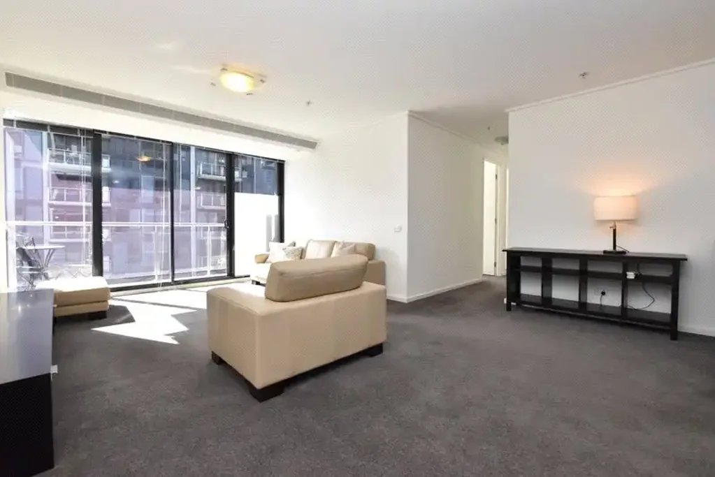 FURNISHED TWO BEDROOM APARTMENT WITH PLENTY OF NATURAL LIGHT!