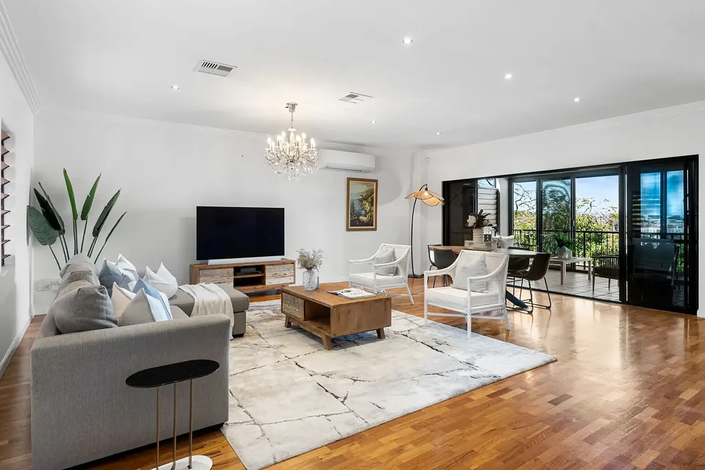 Kelvin Grove 3部屋 AUCTION 18TH OCTOBER| IF NOT SOLD PRIOR