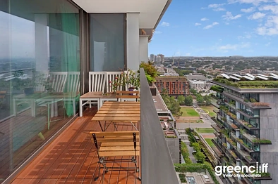 Chippendale 2 Bedroom High Level NW Corner 2 beds perfect for owner occupier and investor