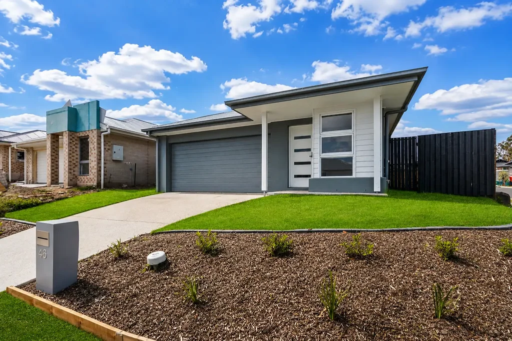 Logan Reserve 4 Slaapkamer High-Yield Co-Living Investment | $930 Per Week Return | Fully Furnished | Modern 2022 Build
