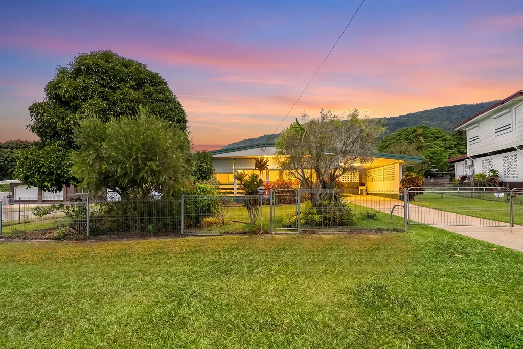 Bayview Heights 4Phòng ngủ First Time To Market - Space, Versatility & Original Ownership on 1,184m2