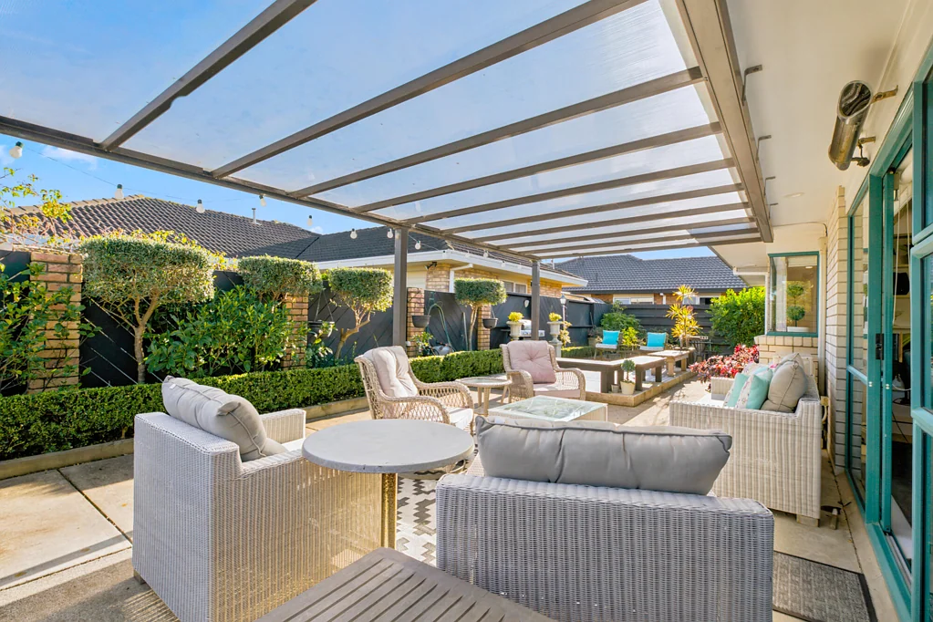 Mount Maunganui 3ห้องนอน Renovated Where It Counts and Well Positioned