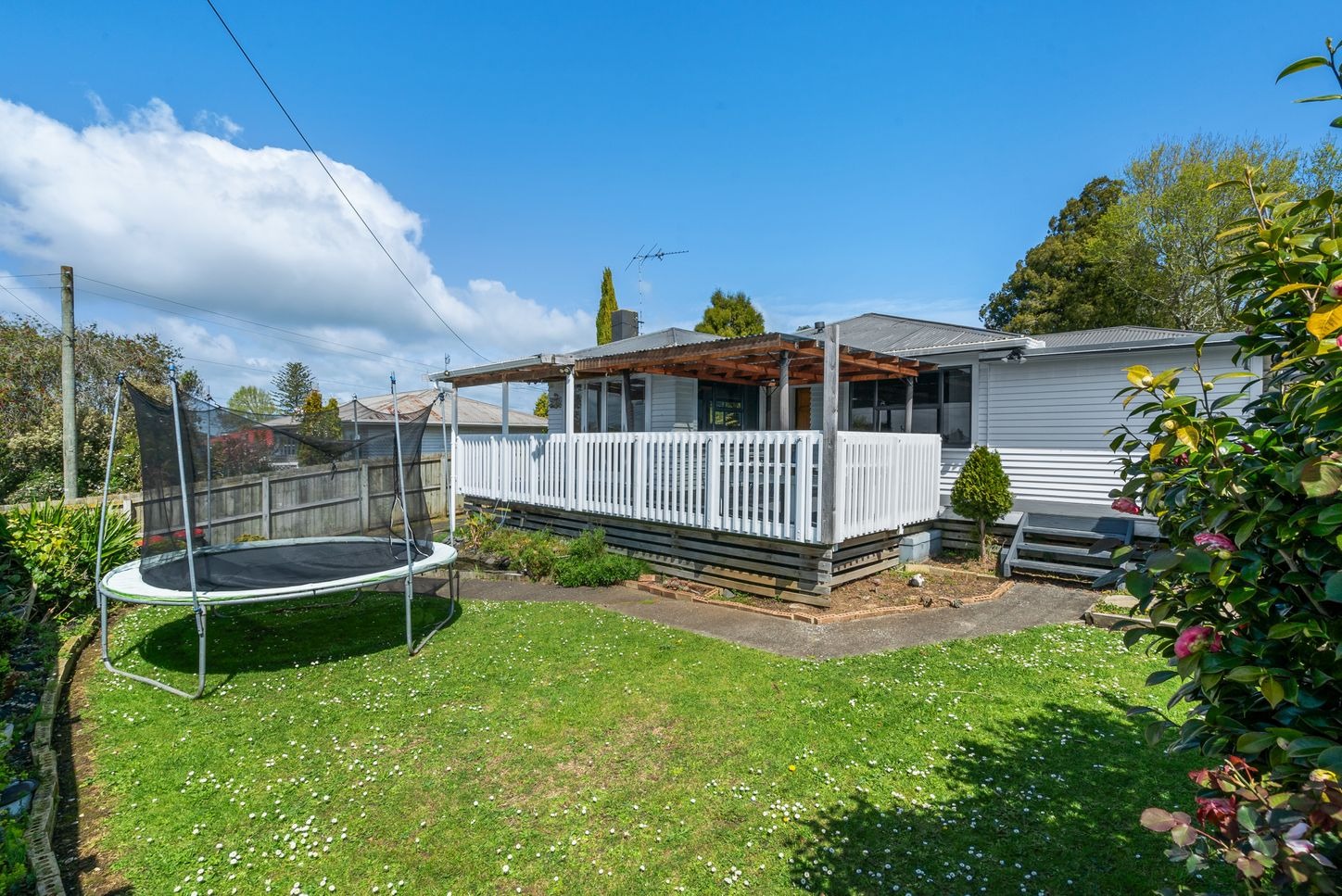 9 Thompson Terrace, Manurewa, Auckland - Manukau, 3 phòng ngủ, 1 phòng tắm, House