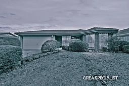 6 Holt Place, Pakenham