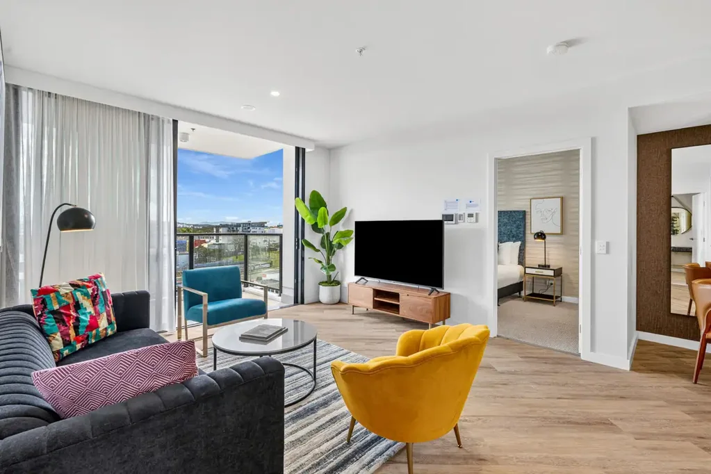 Southport 2 Slaapkamer Elevated Living with Hinterland Views at Regal Residences